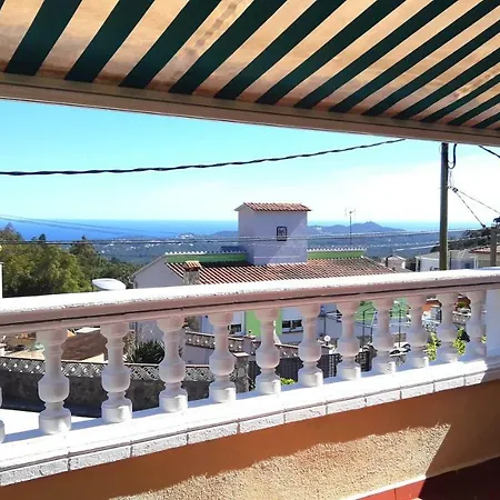 Montbarbat Sleeps 8 Wifi Βίλα